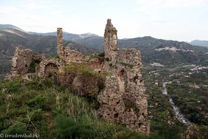 Ruderi Castello oberhalb von Francavilla