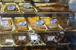 Süße Kuchen in der Bäckerei und Konditorei Chez Loulou