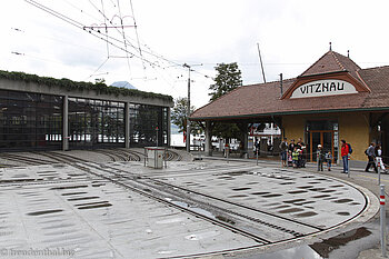 Bahnhof und Schiffsanlegestelle Vitznau