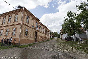 Das Rathaus von Viscri, das ehemalige Deutsch-Weißkirch