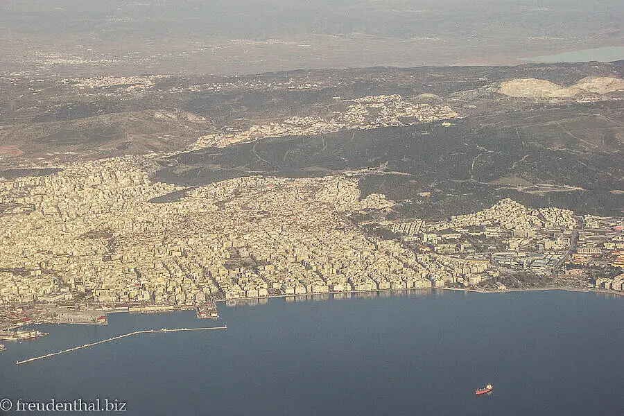 Saloniki von oben - Blick aus dem Flugzeug