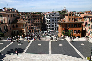 Blick vom oberen Ende der Treppe zum Spanischen Platz