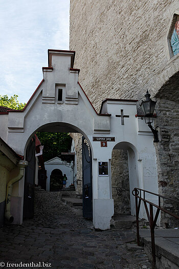eines der Tore auf dem Kurzen Domberg von Tallinn