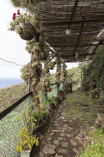 Die Terrasse der größten Höhle der Schlucht von Buracas. Die Terrasse der größten Höhle der Schlucht von Buracas.