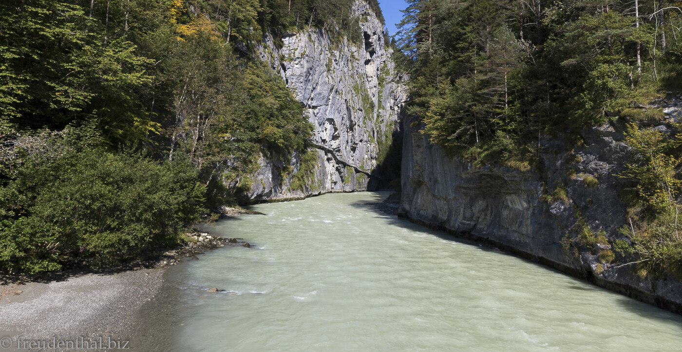 Wanderung durch die Aareschlucht