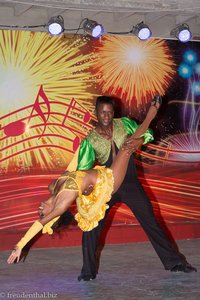 Tanzshow im Las Cuevas an Silvester