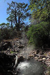 Heiße Fumarole am Volcancito