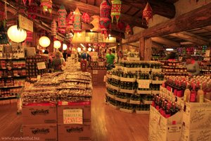 Old Country Market in Coombs