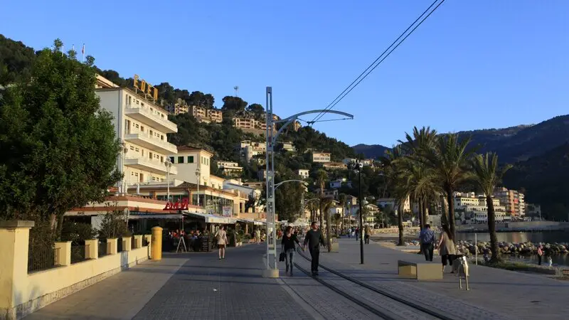 Promenade in Port de Sóller