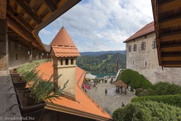 Ein Blick in den Burghof