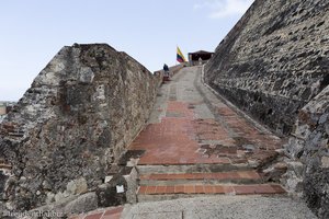 Fahrweg hinauf zum Castillo San Felipe von Cartagena