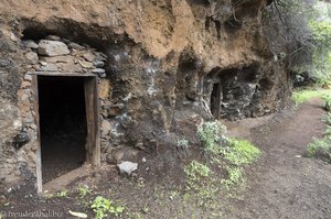 Die Wohnhöhlen in der Schlucht von Buracas