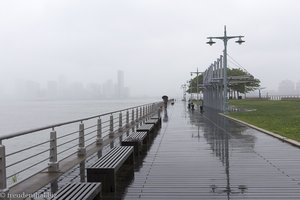schlechte Sicht am Pier 45 beim Hudson River