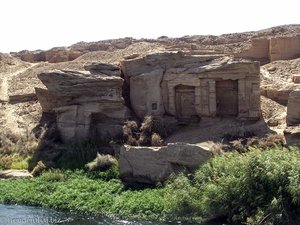 Dem Nilgott Hapi geweihte Felsstelen - Dschabal as-Silsila