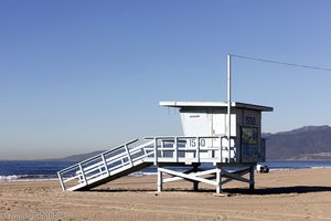 Bay Watch-Hütte am Strand von Santa Monica