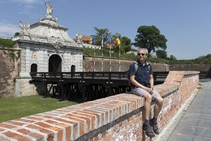 Lars auf den Festungsmauern von Alba Iulia