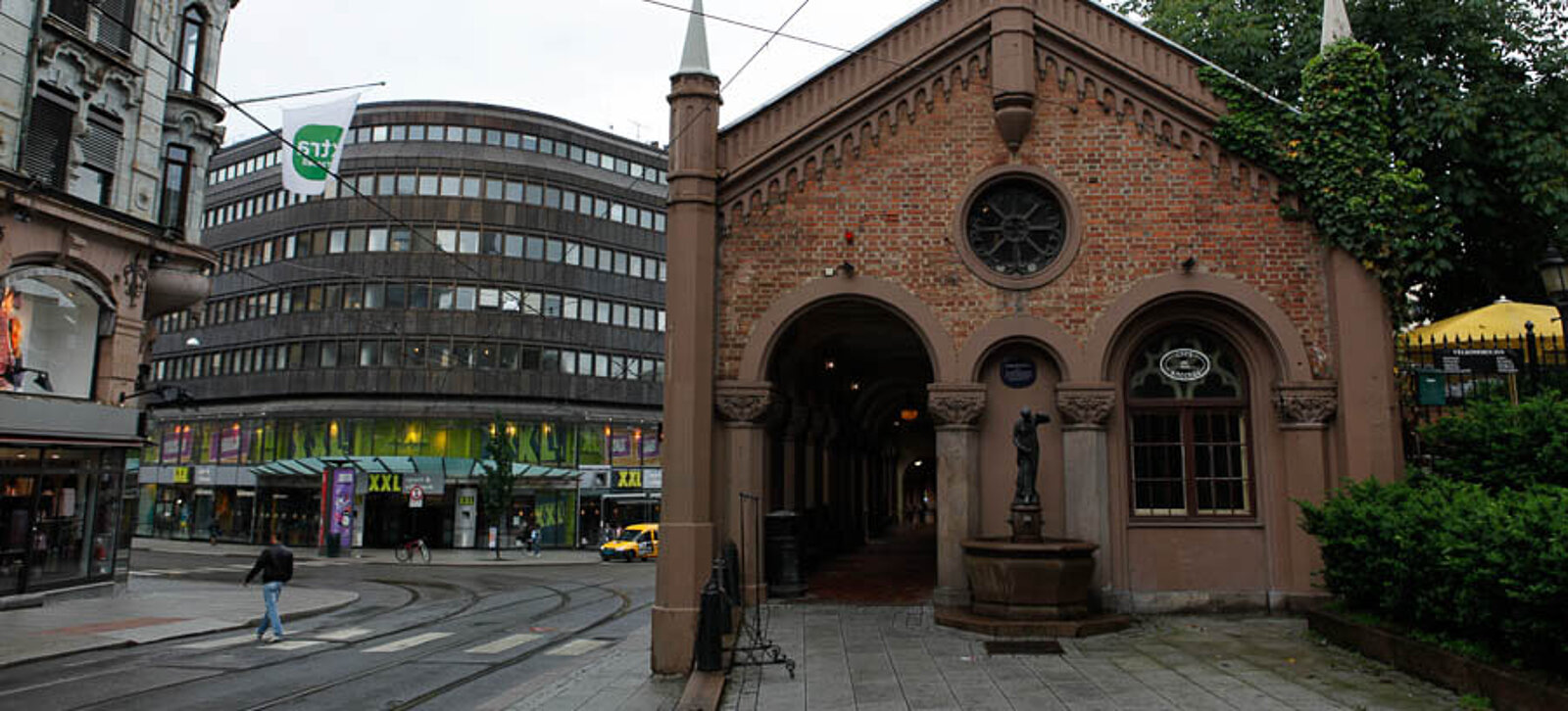 Aus Klinker errichtete Basarhallene im Zentrum von Oslo, Norwegen