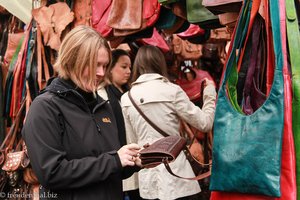 Annette und die Handtasche...