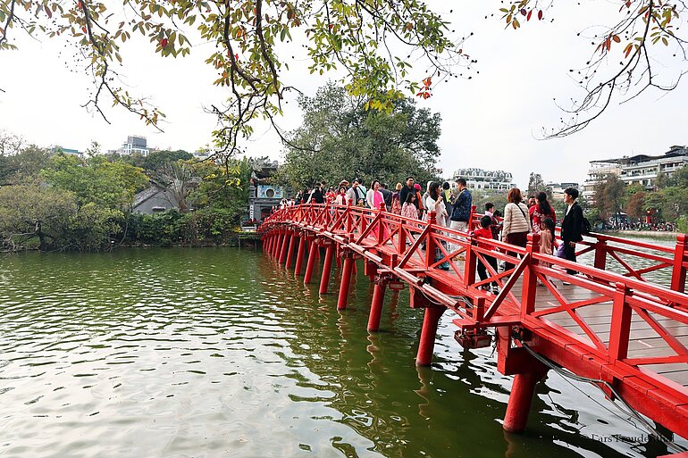 Rote Brücke Hanoi Rote Brücke zum Ngoc‑Son‑Tempel am Hoan‑Kiem‑See in Hanoi