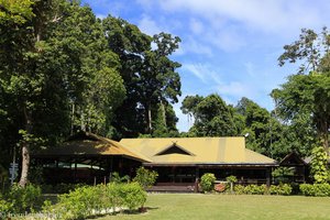 Restaurant und Lobby vom Pulau Tiga Resort