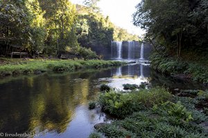 Champ Pe-Wasserfall im morgendlichen Schatten