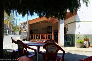 die Bar Carburo in Villamor Toques - Camino Primitivo