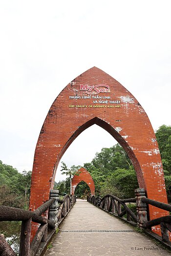 Zugang zum Heiligtum von Mỹ Sơn in Vietnam
