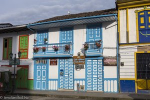 Und ein blaues Haus - Salento ist einfach bunt.