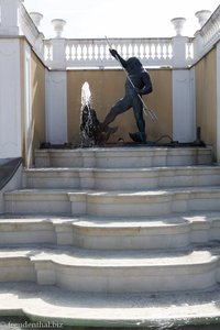 kleiner Neptun-Brunnen beim Schloss Kadriorg