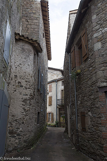 in den Gassen von Monestiés, Midi-Pyrénées