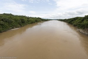 wir erreichen den Rio Magdalena in Kolumbien