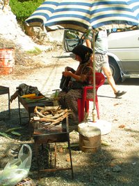 Marktfrau kurz vor Arykanda im Taurusgebirge