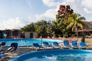 Pool beim Hotel Las Cuevas in Trinidad