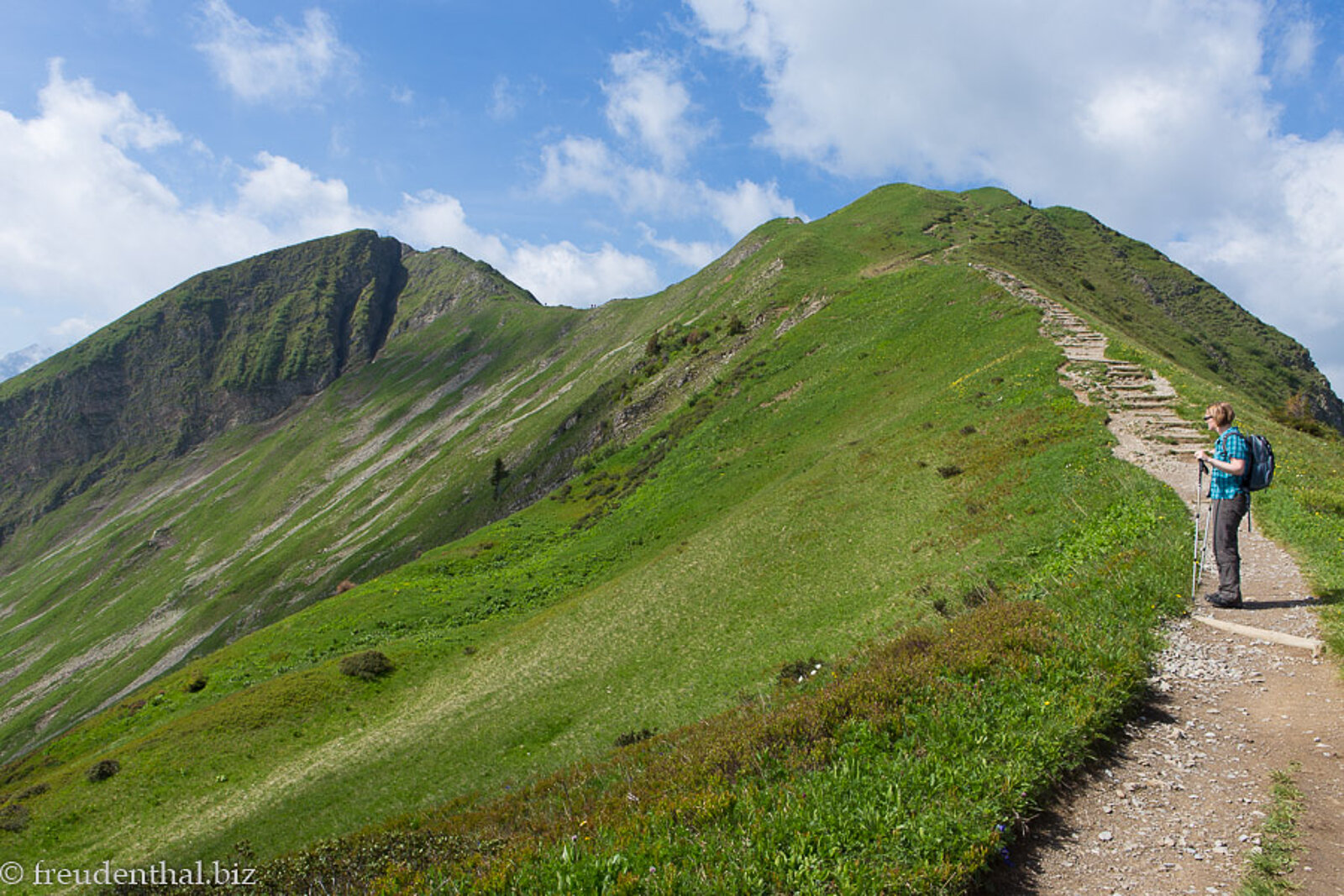 Wanderweg von der Brunnenscharte hoch zum Fellhorn-Gipfel im Allgäu