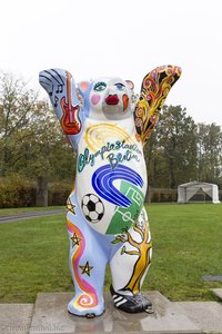 Bär beim Berliner Olympiastadion