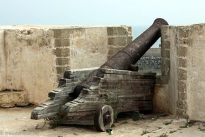 eine der alten Kanonen im Portugiesischen Fort