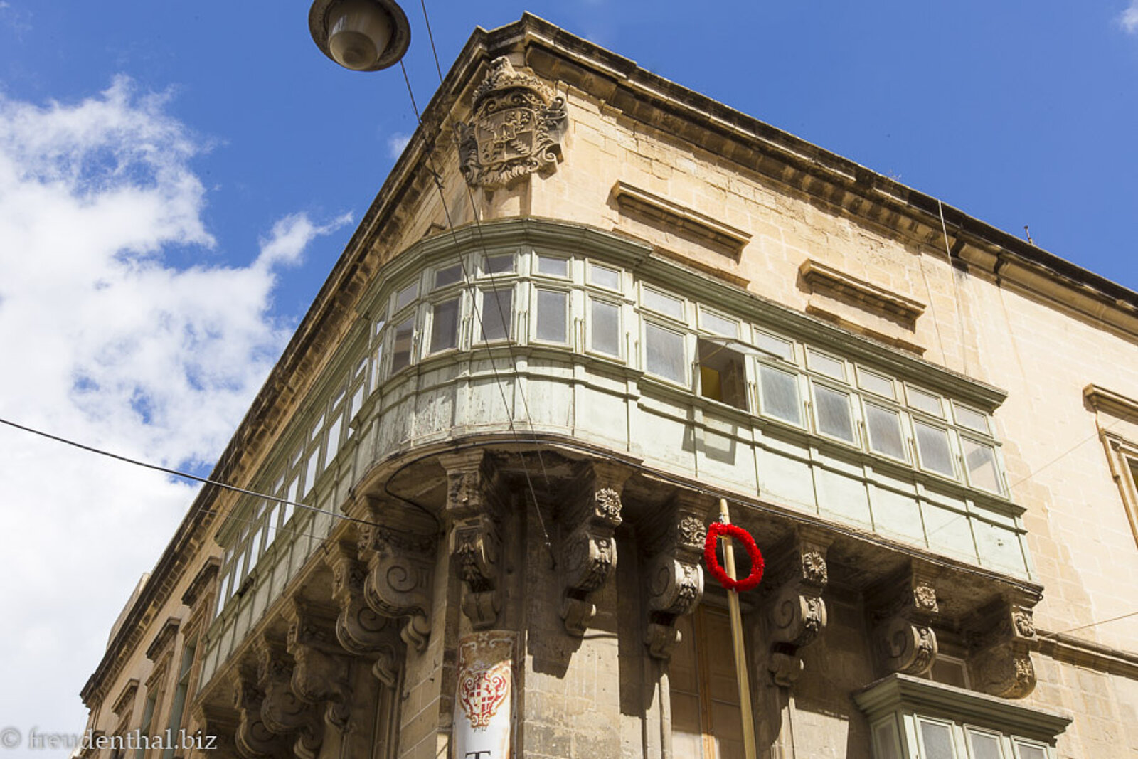 Typischer Balkon in Maltas Hauptstadt Valletta