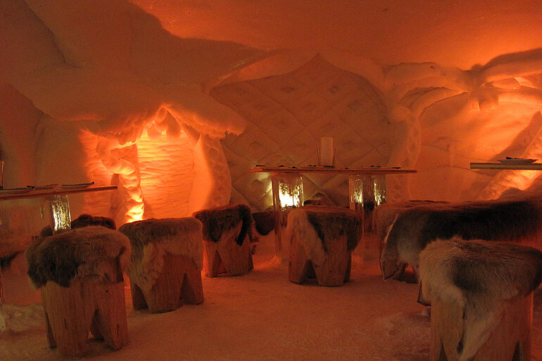 Gemütliches Restaurant der Iglu Lodge Gemütliches Restaurant der Iglu Lodge
