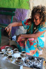 ... und nach einer Ewigkeit ist die Traditionelle Kaffeezeremonie zu Ende.