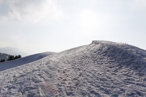 verschneiter Aufstieg auf den Tanzboden-Gipfel