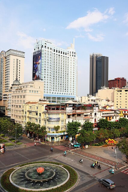 Aussicht von der Rooftop Garden Bar des Rex Hotels über Saigon