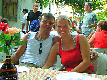 Lars und Anne im Restaurant von Arifköyü
