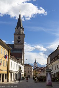 Auf dem Marktplatz von Kranj