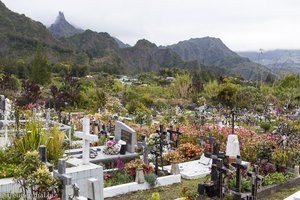 Cimetiere Paysager - Friedhof bei Hell-Bourg