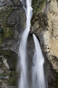 Ein Loch im Felsen - Reichenbach-Wasserfall