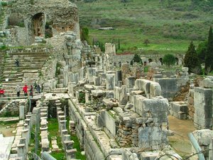 Bühnenteil vom Theater in Ephesos