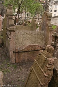 Alter Jüdischer Friedhof und seine Grabsteine