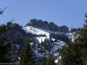 Ausblick in die Alläuer Berge bei der Wannenkopfhütte