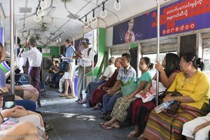 in der Ringbahn von Yangon