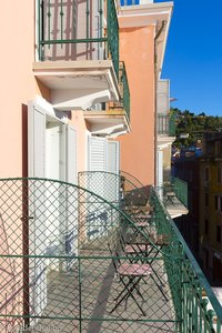 Venezianische Balkone beim Hotel Tartini